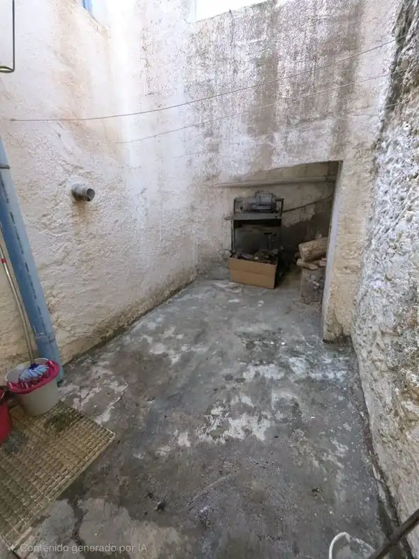Casa adosada en venda en María amb Jardí privat, Traster i Moblat
