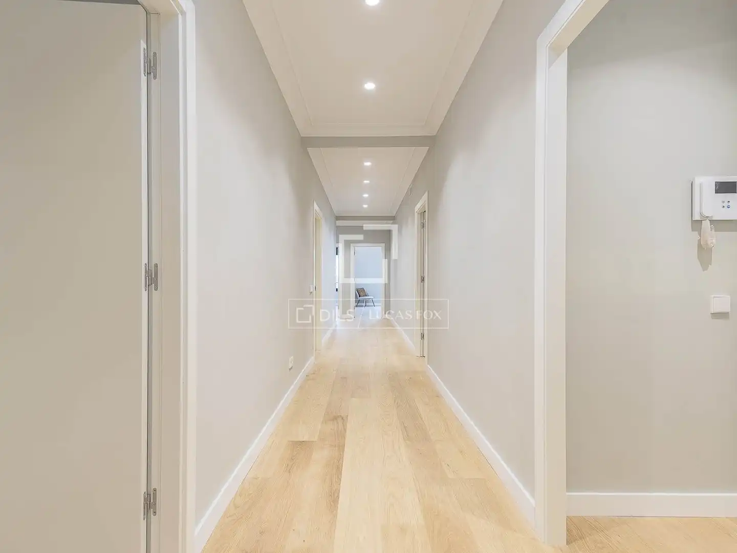 Piso en venta en Barcelona con Aire acondicionado, Calefacción y Terraza