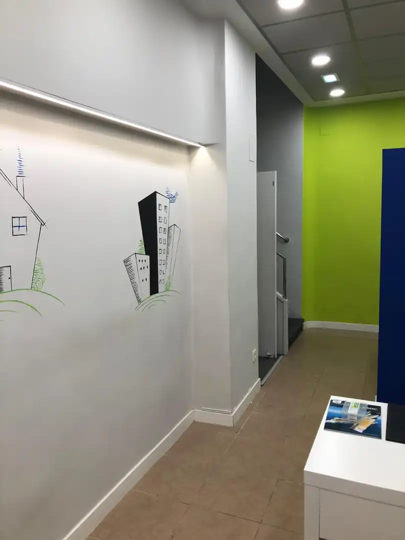 Local comercial de lloguer a Oviedo - Calle Covadonga, imagen 9
