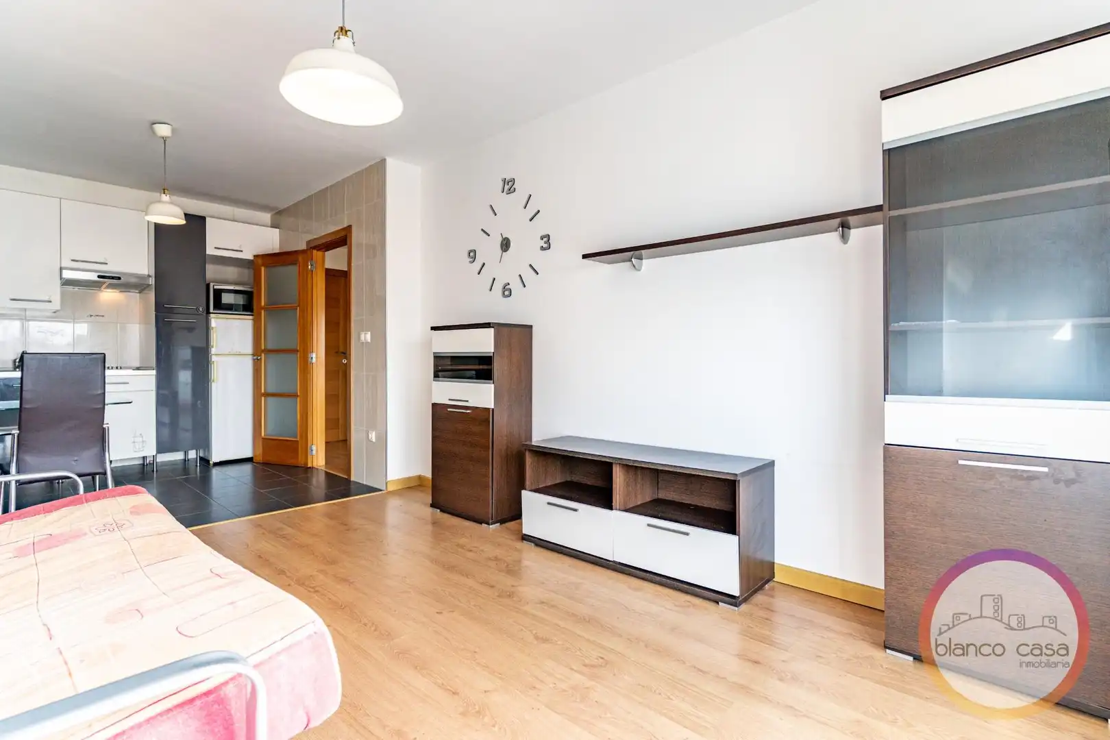 Habitación de Piso en venta en Carballo con Calefacción, Amueblado y Balcón