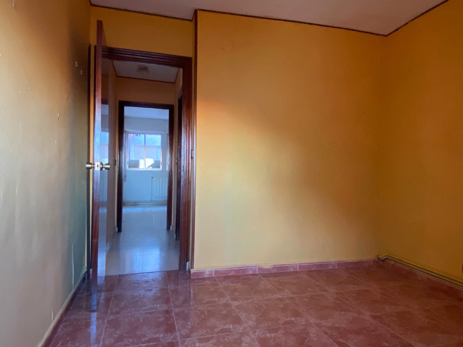 Dormitori de Pis en venda en  Tarragona Capital amb Calefacció, Forn i Balcó