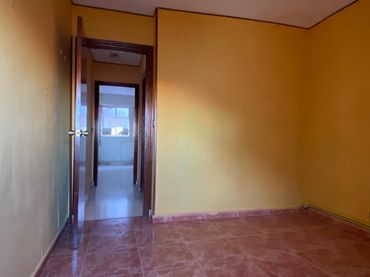 Piso con balcón en venta en Carrer Riu Montsant