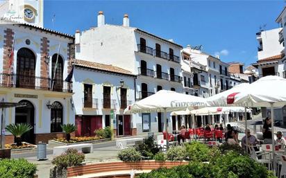 Vista exterior de Casa o xalet en venda en Álora amb Calefacció, Jardí privat i Traster