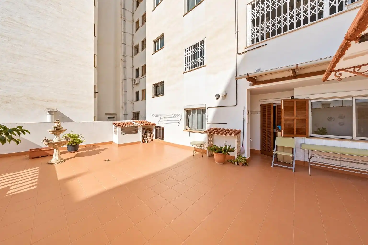 Bajo con terraza en venta en Carrer d'Indalecio Prieto, imagen 22