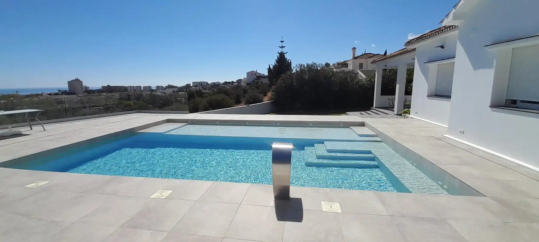 Swimming pool of Houses for sale in Málaga  with Air Conditioner, Heating and Private garden