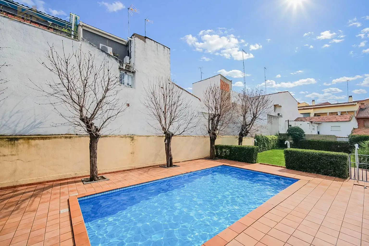Piscina de Dúplex en venda en Torrejón de Ardoz amb Aire condicionat, Calefacció i Jardí privat