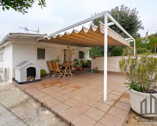 Terrassa de Casa o xalet en venda en El Casar amb Aire condicionat, Calefacció i Jardí privat