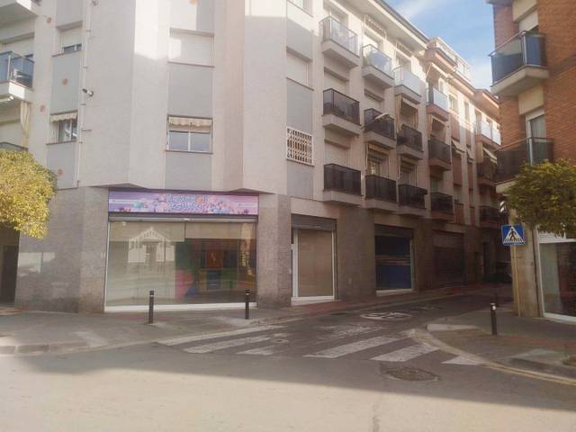 Local comercial en Alquiler en Carrer de l'Aiguaviva, 52 en Mas Baell - Can Carbó
