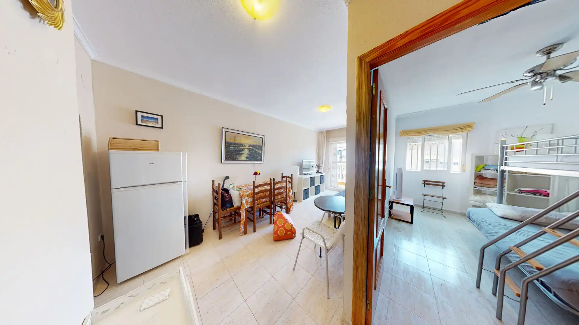 Vista exterior de Ático en venta en Torrevieja con Aire acondicionado, Calefacción y Terraza