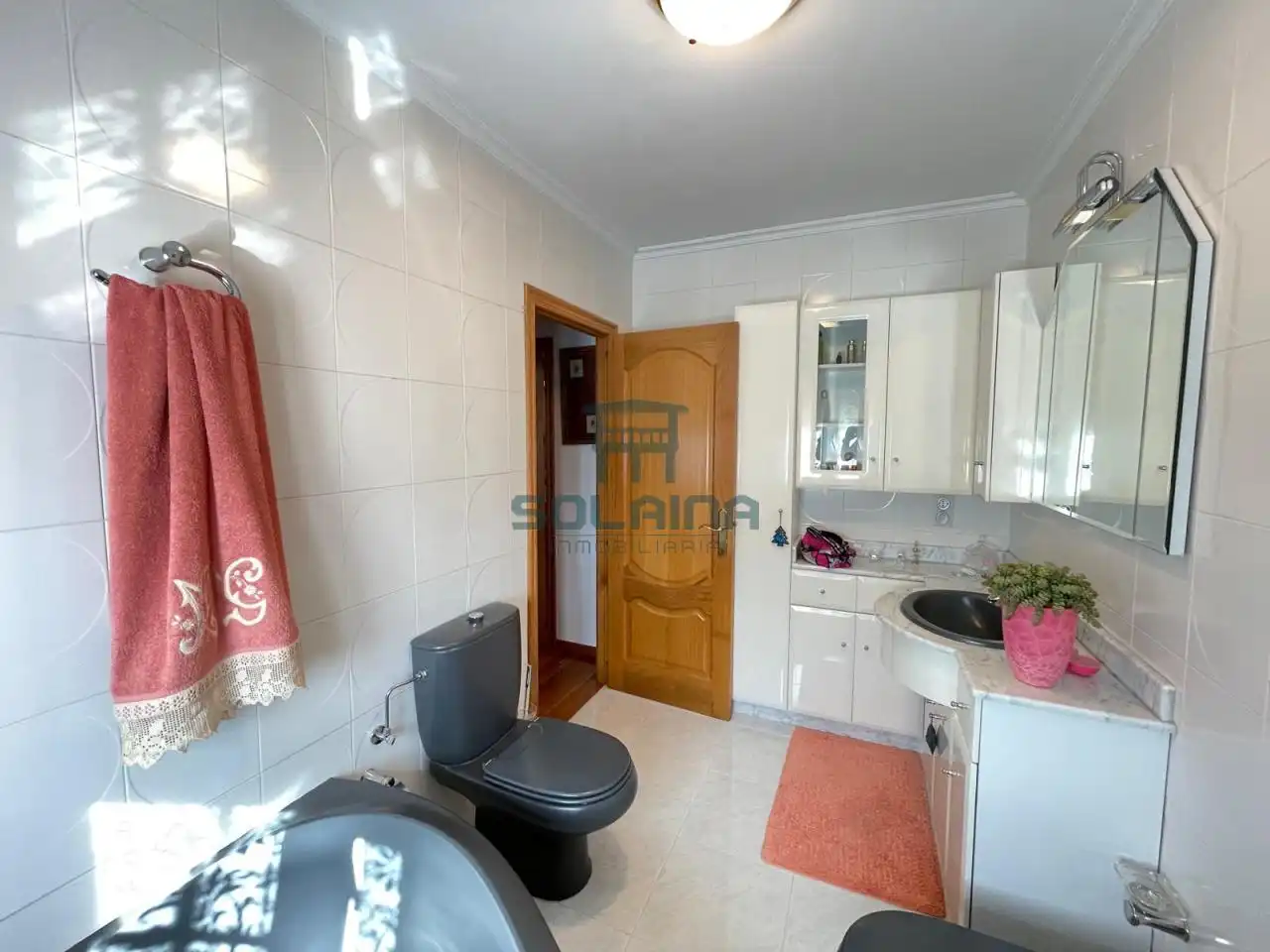 Bathroom of Houses for sale in Ourense Capital   with Heating, Private garden and Terrace
