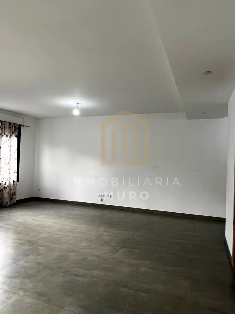Wohnung zum Verkauf in Muro de Alcoy mit Heizung, Abstellraum und Balkon