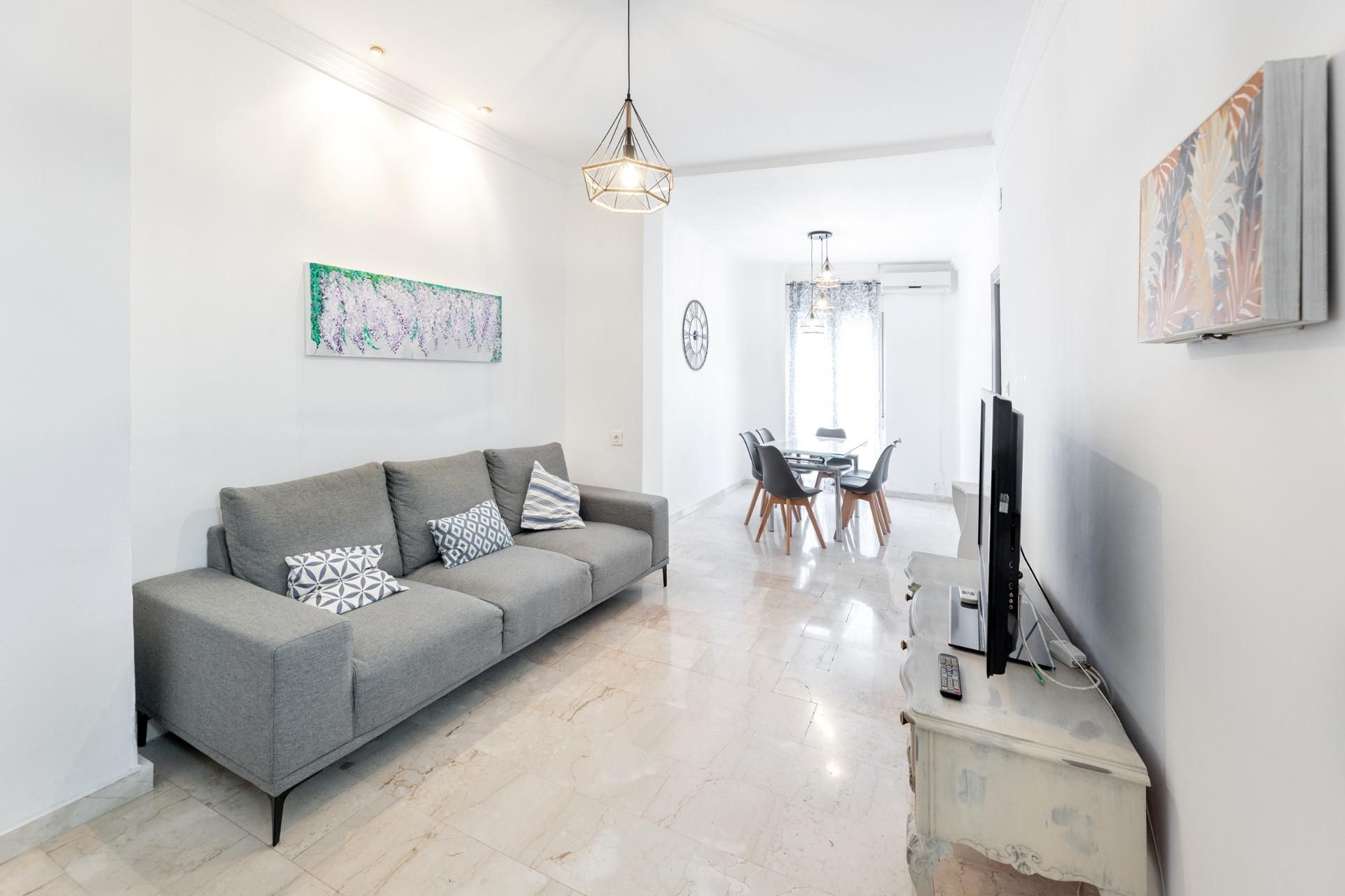 Sala d'estar de Pis en venda en  Granada Capital amb Aire condicionat i Balcó