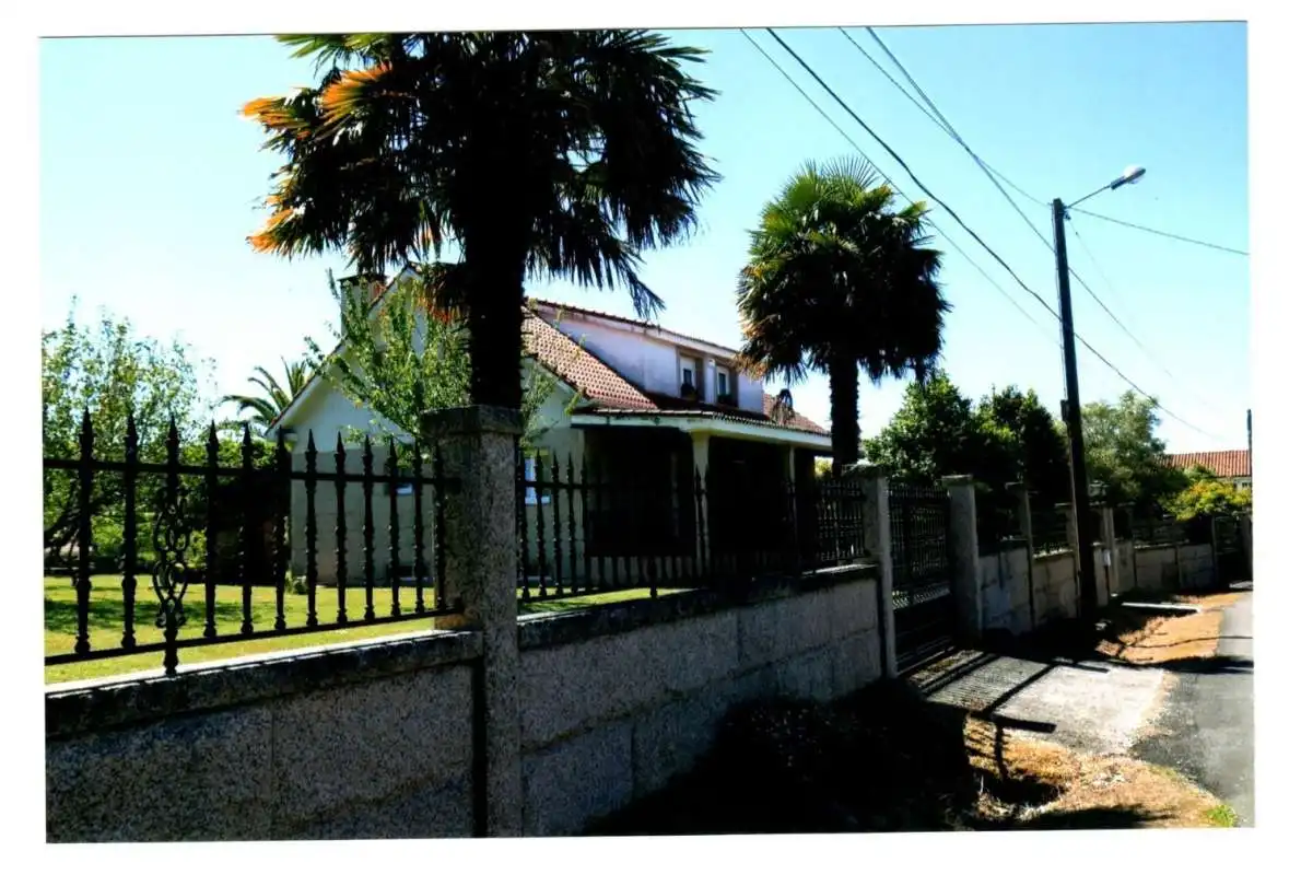 Vista exterior de Casa o chalet en venta en Boqueixón con Calefacción, Jardín privado y Terraza