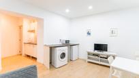 Flat for sale in  Madrid Capital  with Air Conditioner, Heating and Furnished