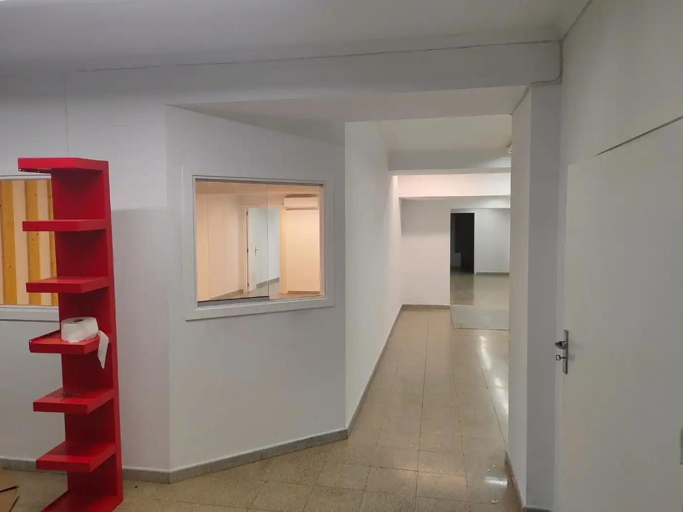 Local comercial en venda a Riu Nord, imagen 2