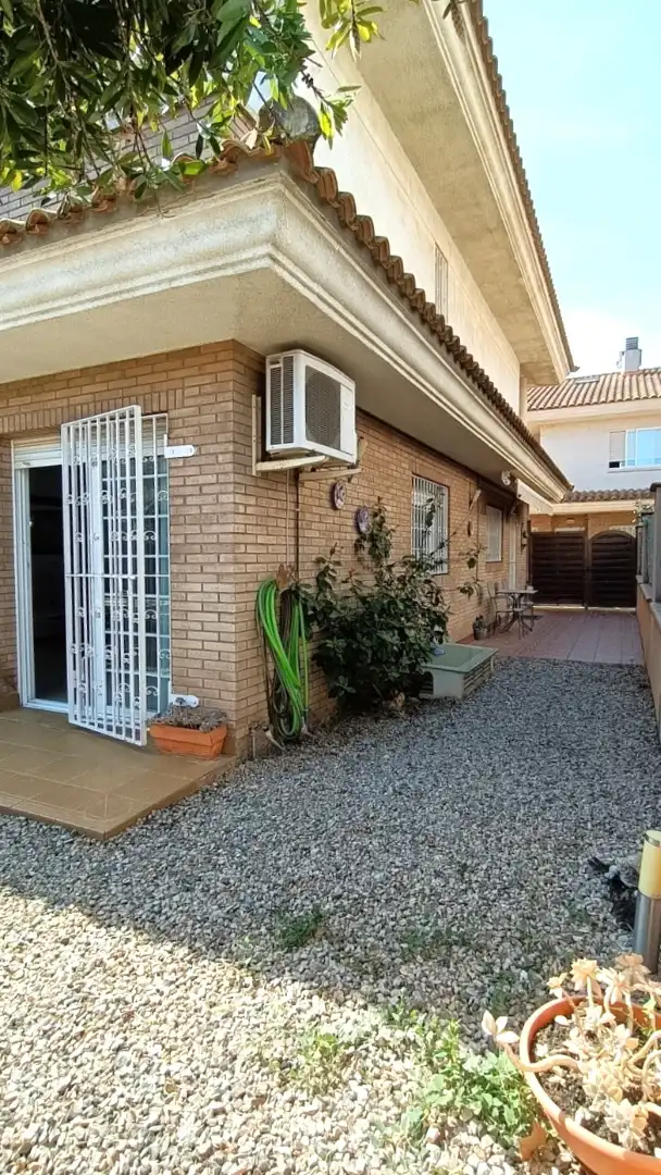 Vista exterior de Casa o chalet en venta en Cambrils con Aire acondicionado, Calefacción y Jardín privado