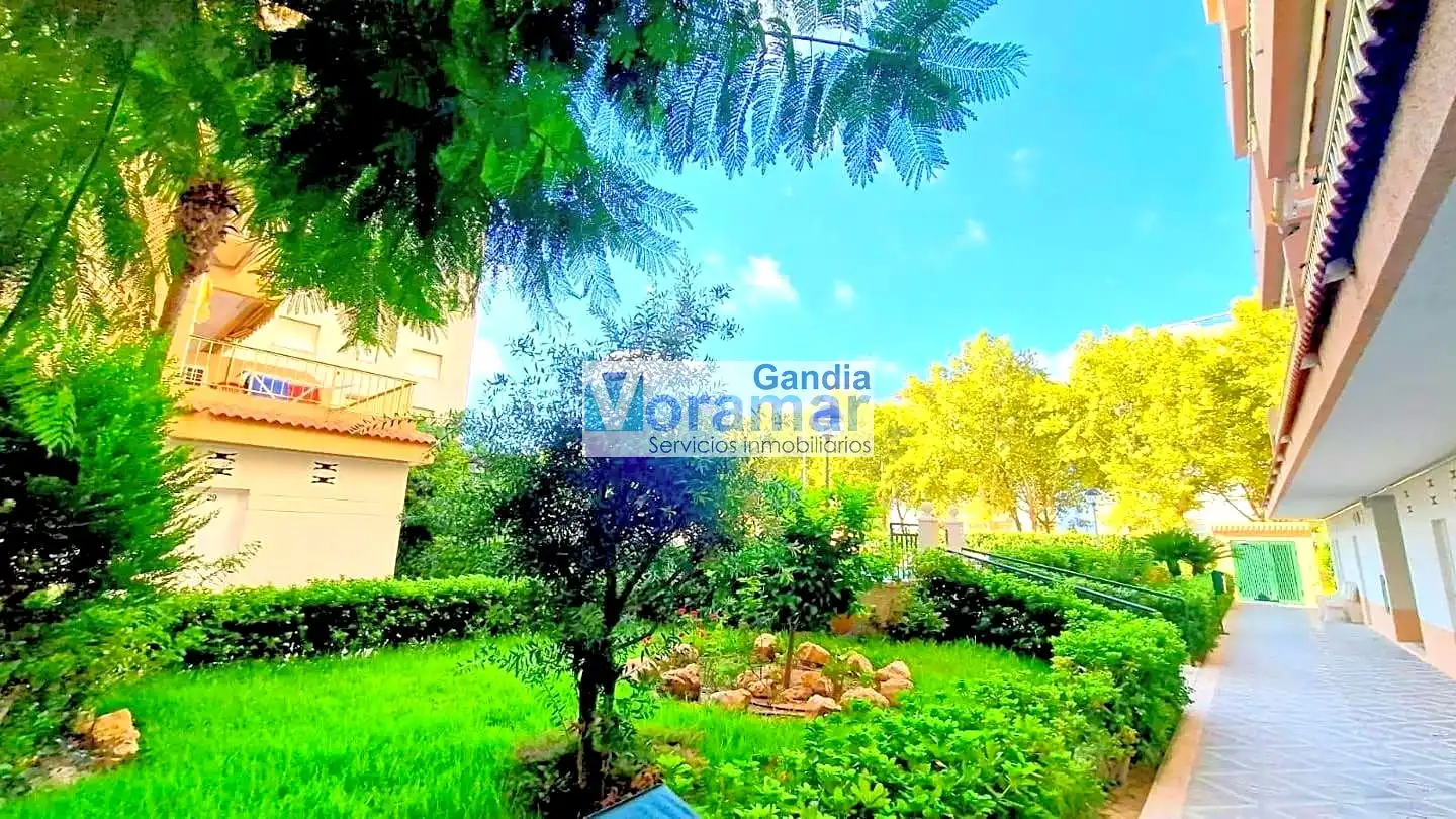Jardí de Apartament en venda en Gandia amb Aire condicionat, Jardí privat i Terrassa