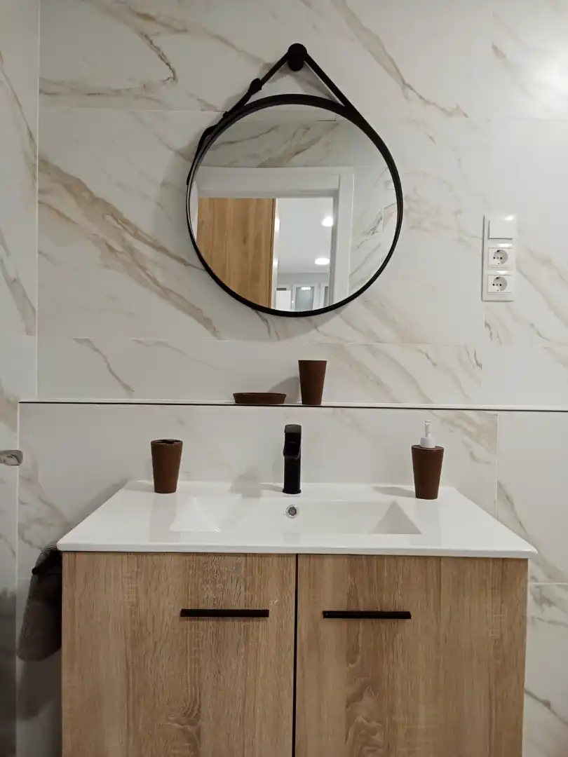 Baño de Estudio de alquiler en Málaga con Amueblado