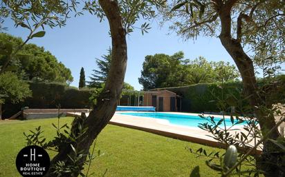 Swimming pool of Single-family semi-detached for sale in Valdeolmos-Alalpardo  with Air Conditioner and Swimming Pool