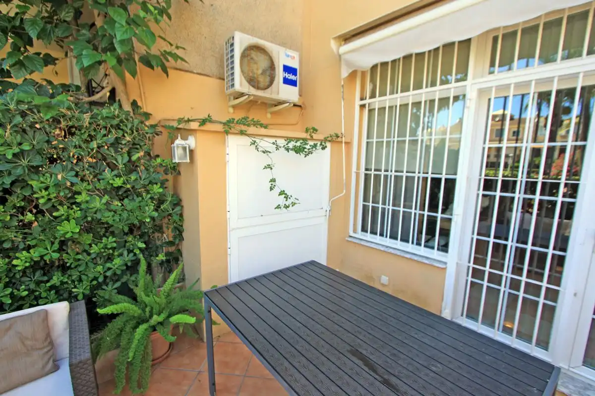Appartement compact avec piscine à vendre à Las Marinas / Les Marines, imagen 26