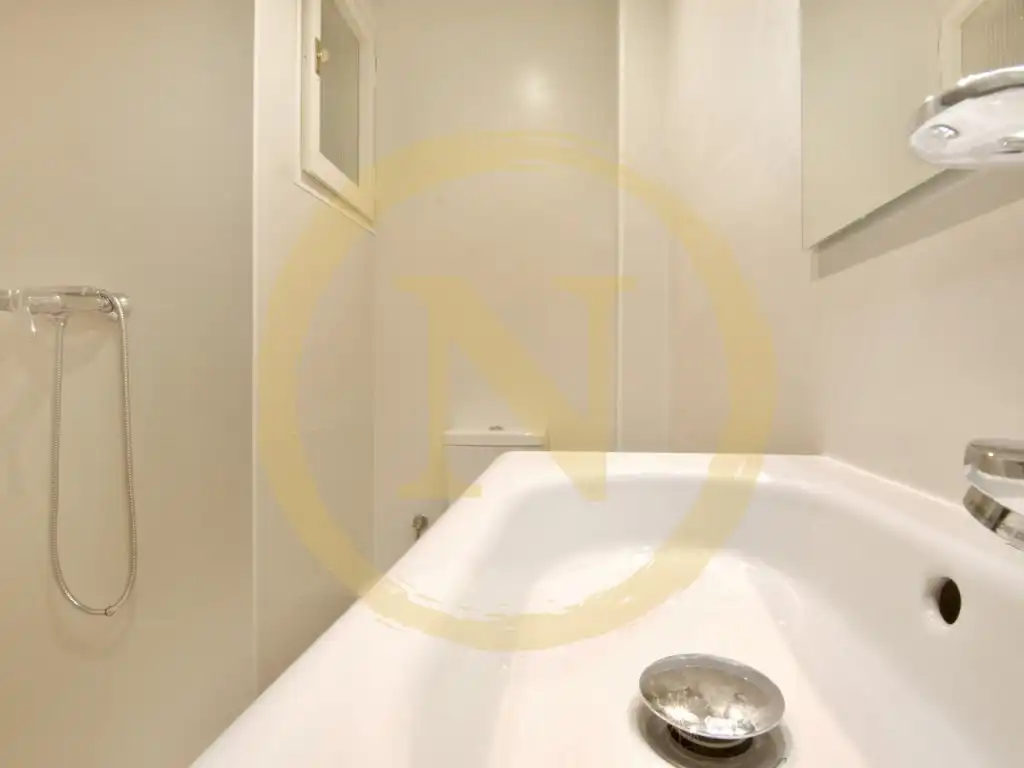 Piso en venta en Carrer de la Diputació, La Nova Esquerra de l'Eixample
