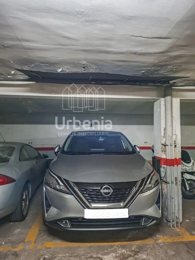 Parkplatz von Wohnung zum Verkauf in Mataró mit Klimaanlage, Heizung und Terrasse