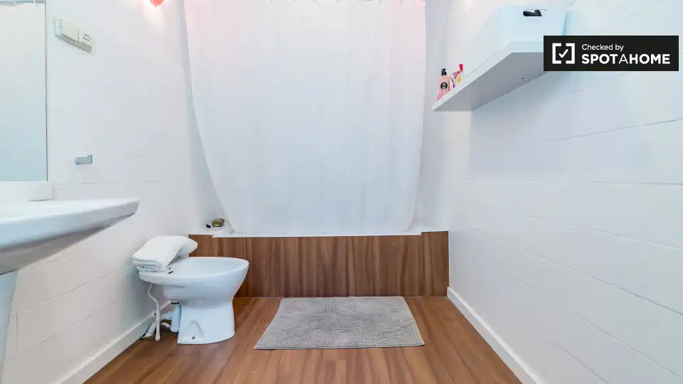 Room in Valencia, Valencia