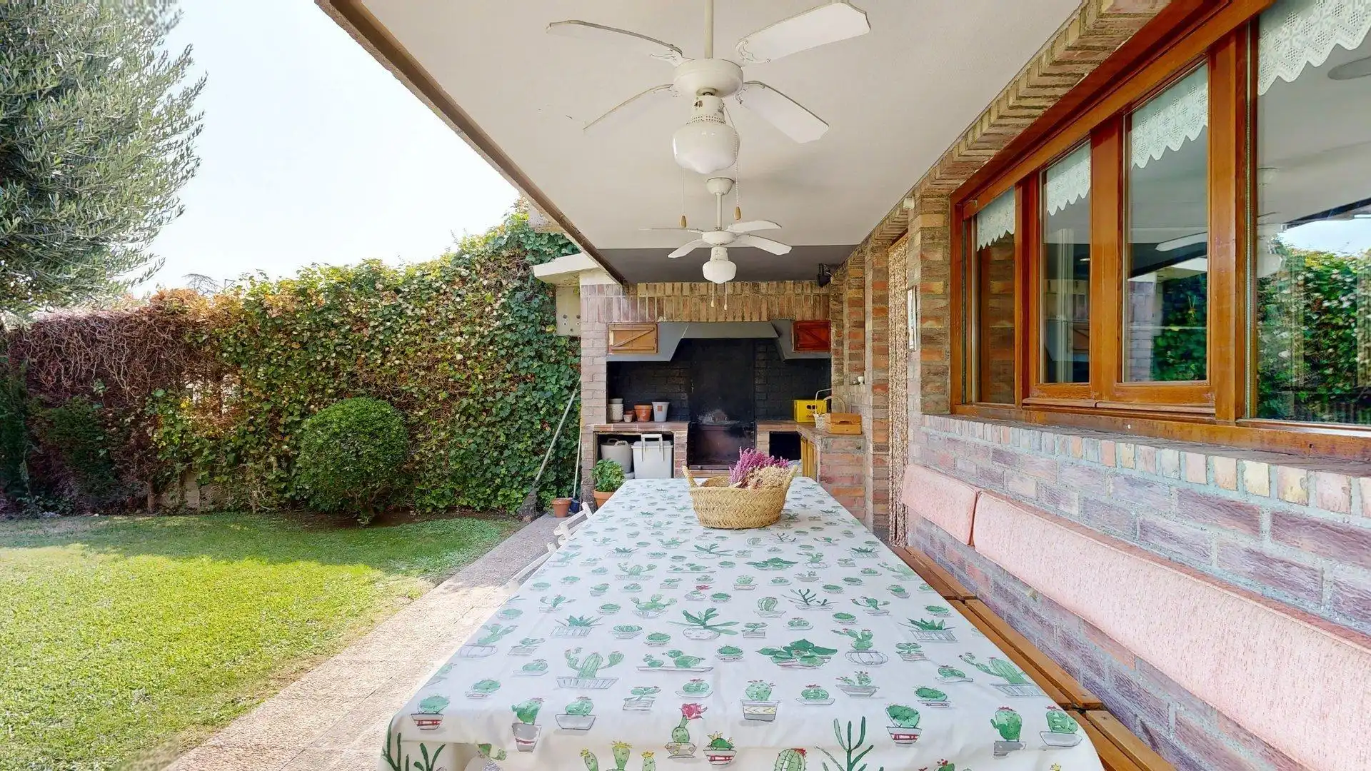 Terraza de Casa o chalet en venta en Zaragoza con Aire acondicionado, Calefacción y Jardín privado