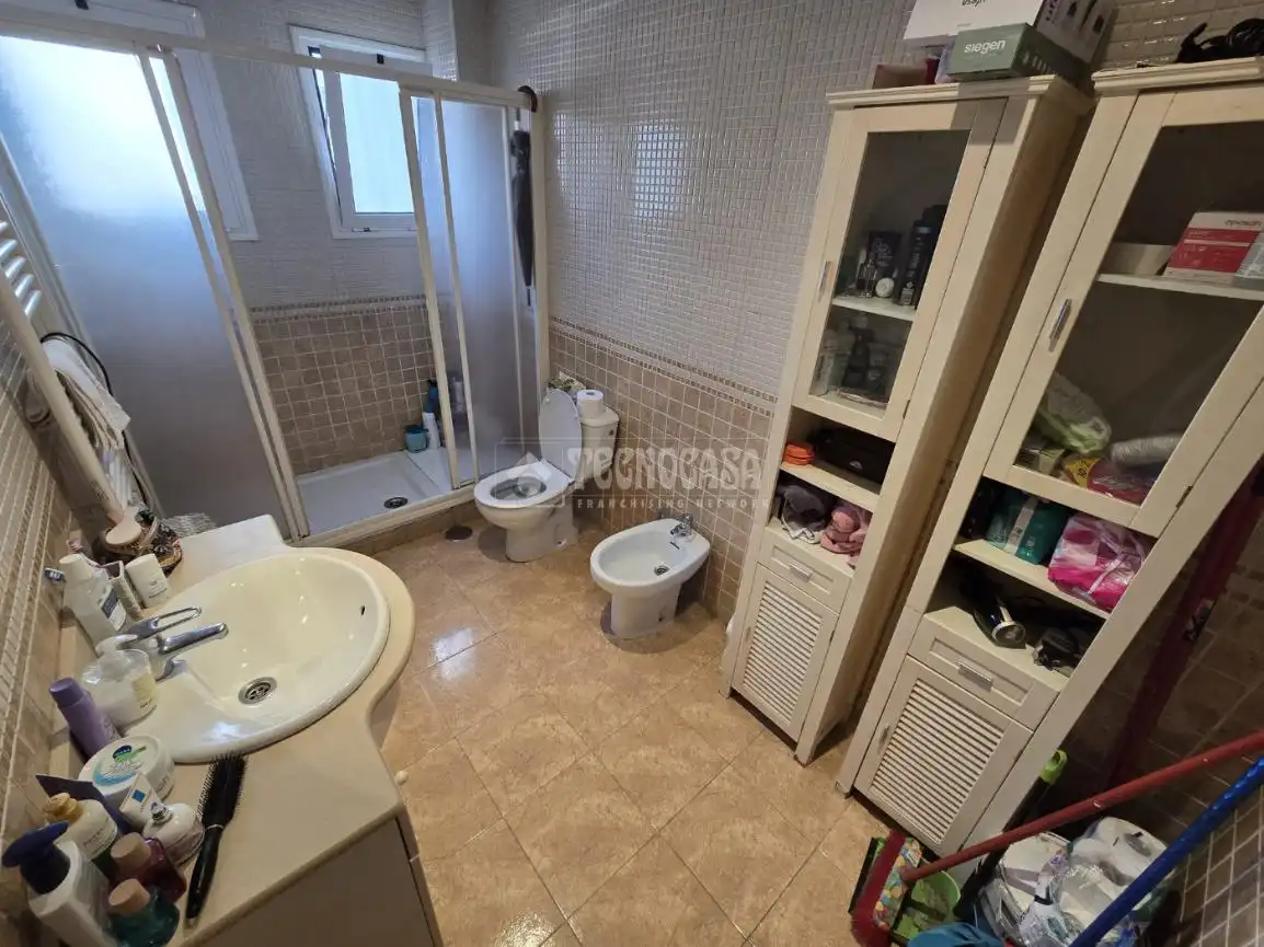 Baño de Piso en venta en Madrid con Aire acondicionado y Calefacción