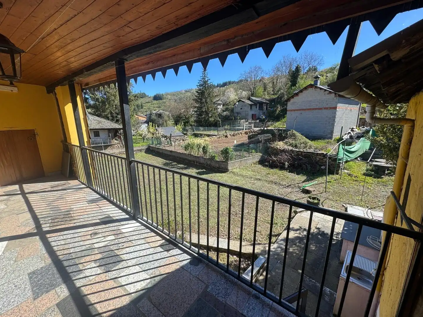 Terrace of Country homes for sale in Ponferrada  with Private garden, Terrace and Balcony