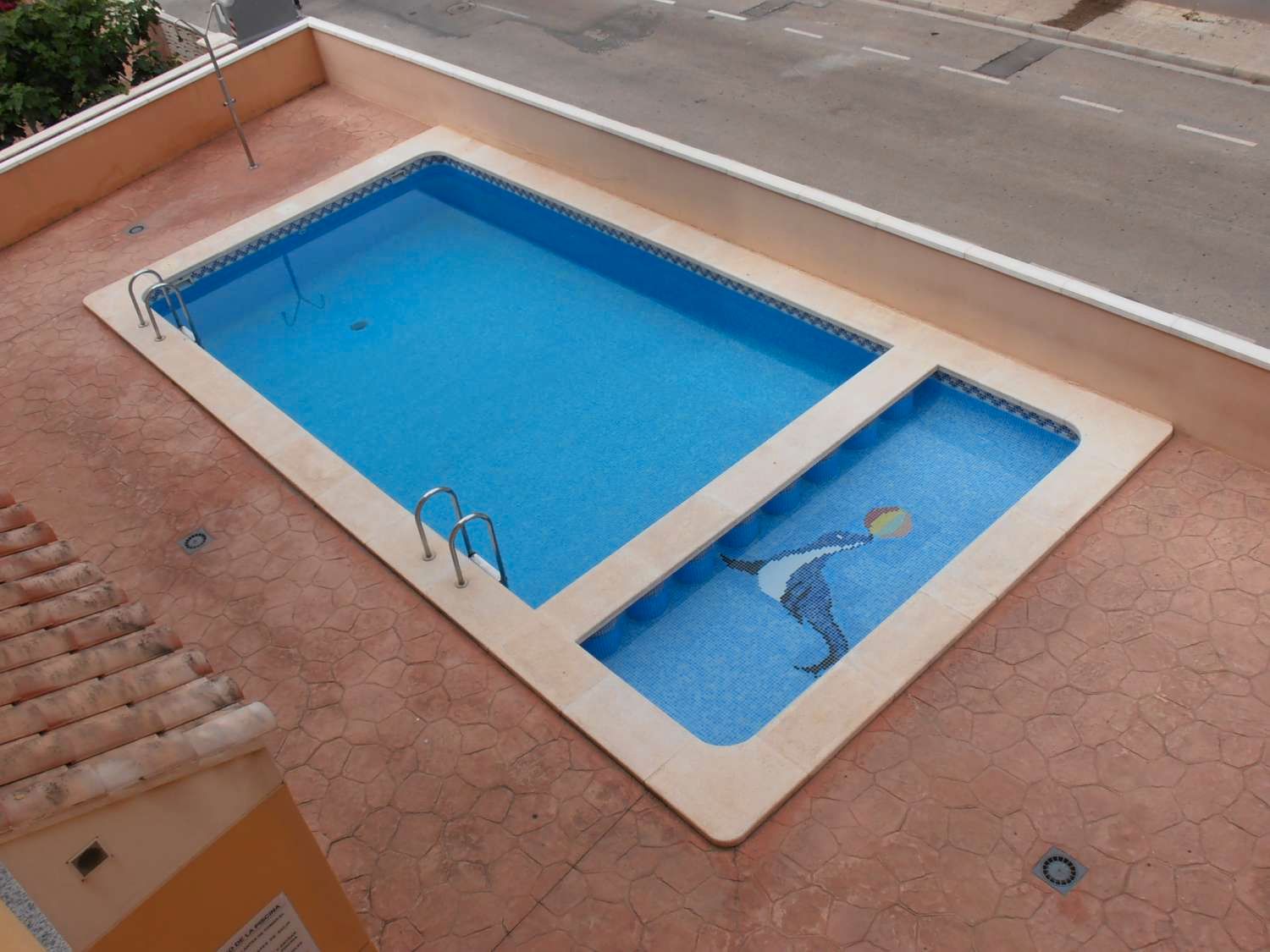 Piscina de Apartament en venda en Moncofa amb Aire condicionat, Terrassa i Moblat