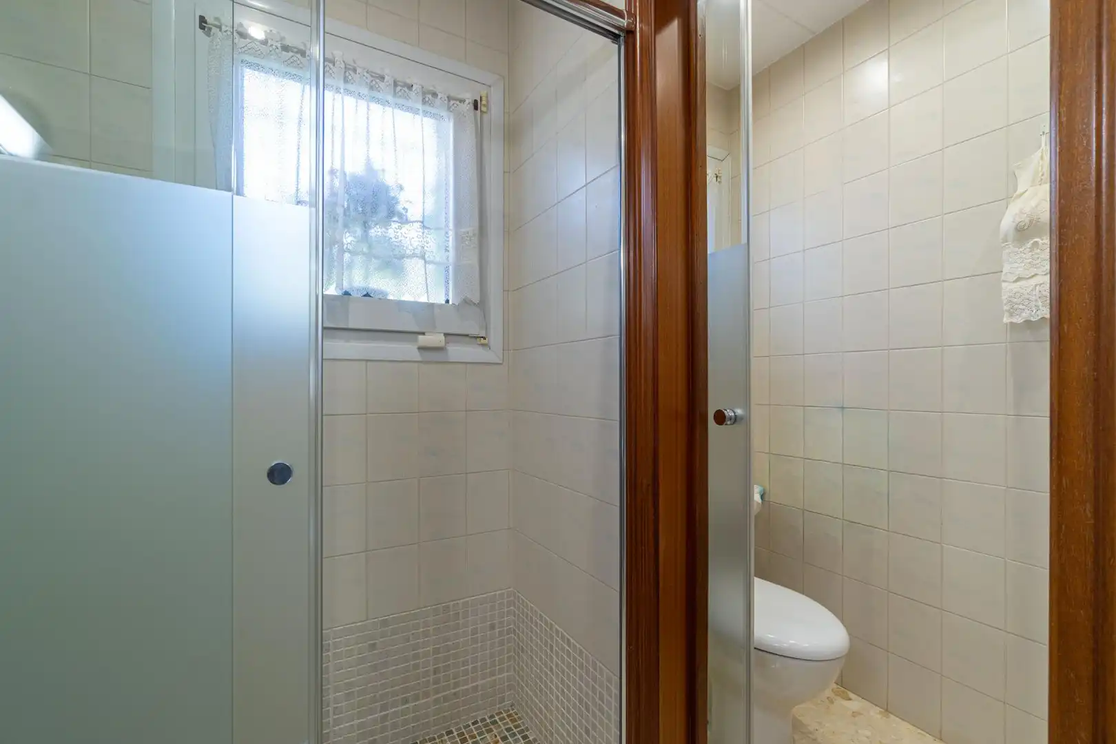 Baño de Casa o chalet en venta en Figueres con Aire acondicionado, Calefacción y Jardín privado