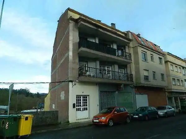 Local comercial en venda a Rodeiro, imagen 2