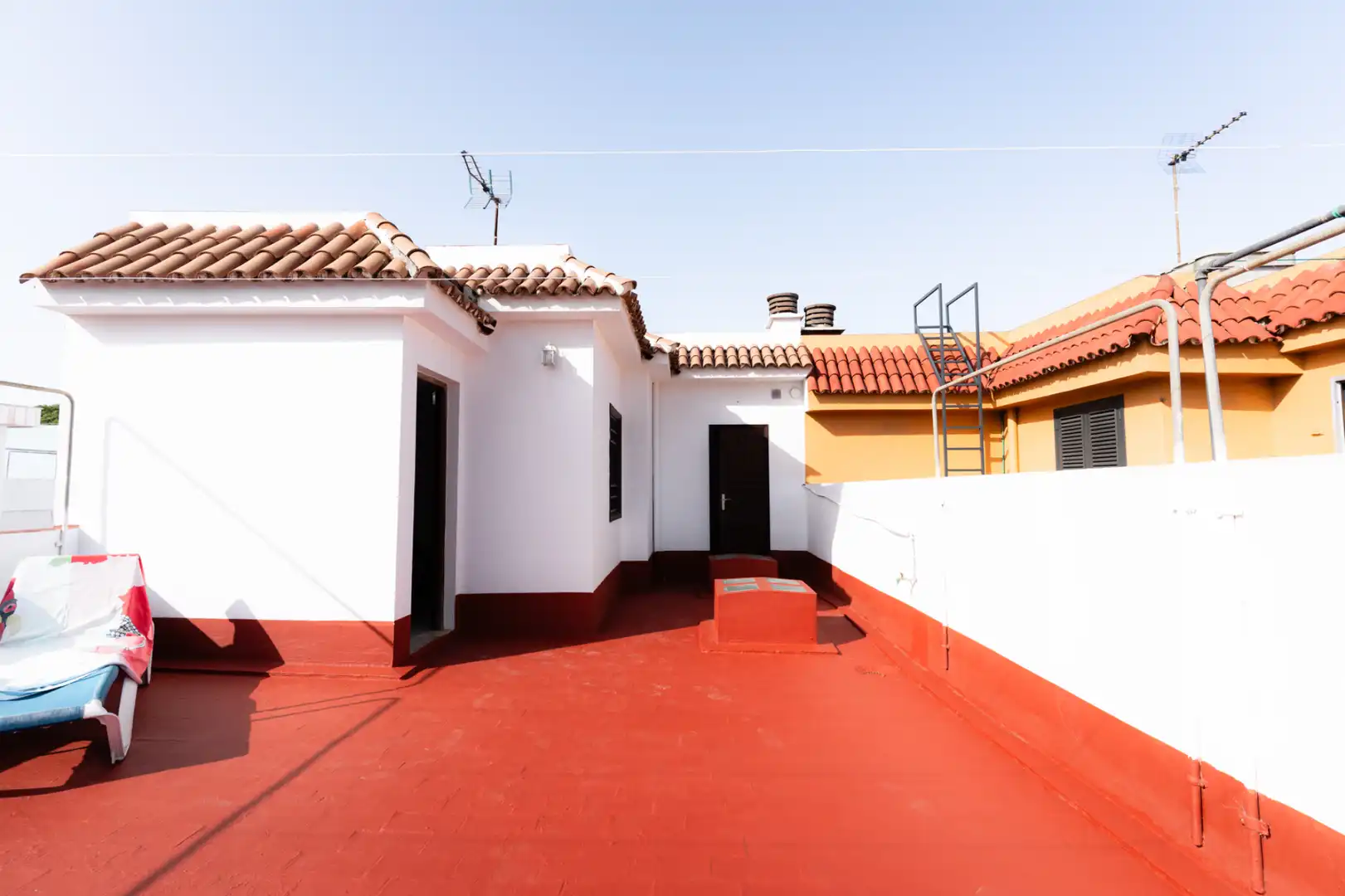 Vista exterior de Casa o xalet en venda en San Cristóbal de la Laguna amb Jardí privat, Terrassa i Traster