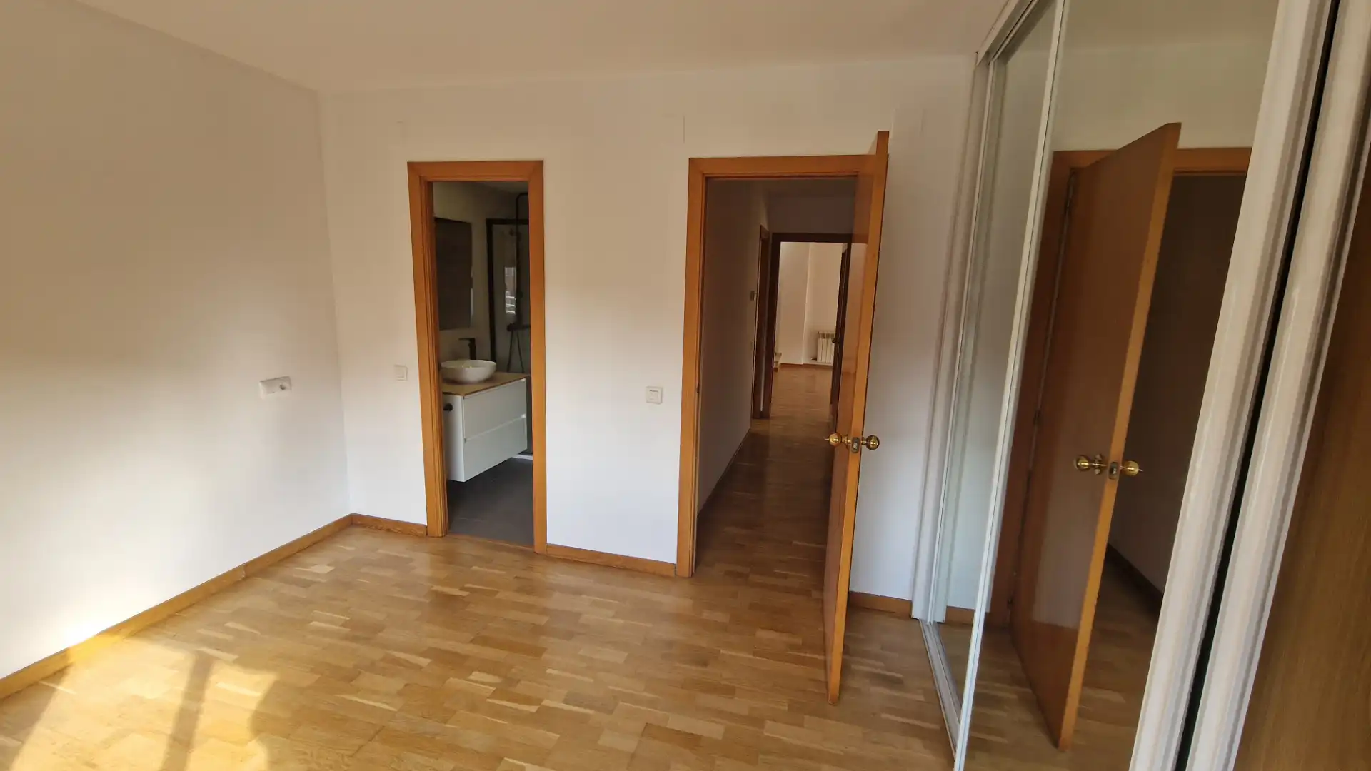 Habitación de Ático de alquiler en Sant Cugat del Vallès con Calefacción, Parquet y Terraza