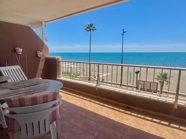 Wohnung mit Pool zum Verkauf in Las Gaviotas  - Carvajal