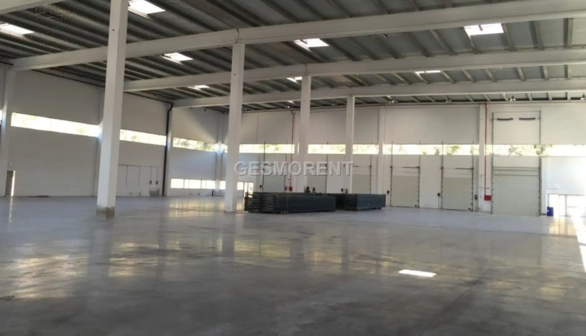 Industriegebäude zur Miete in Llinars del Vallès, imagen 2