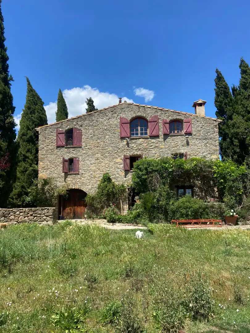 Vista exterior de Finca rústica en venda en Maià de Montcal amb Aire condicionat, Calefacció i Jardí privat