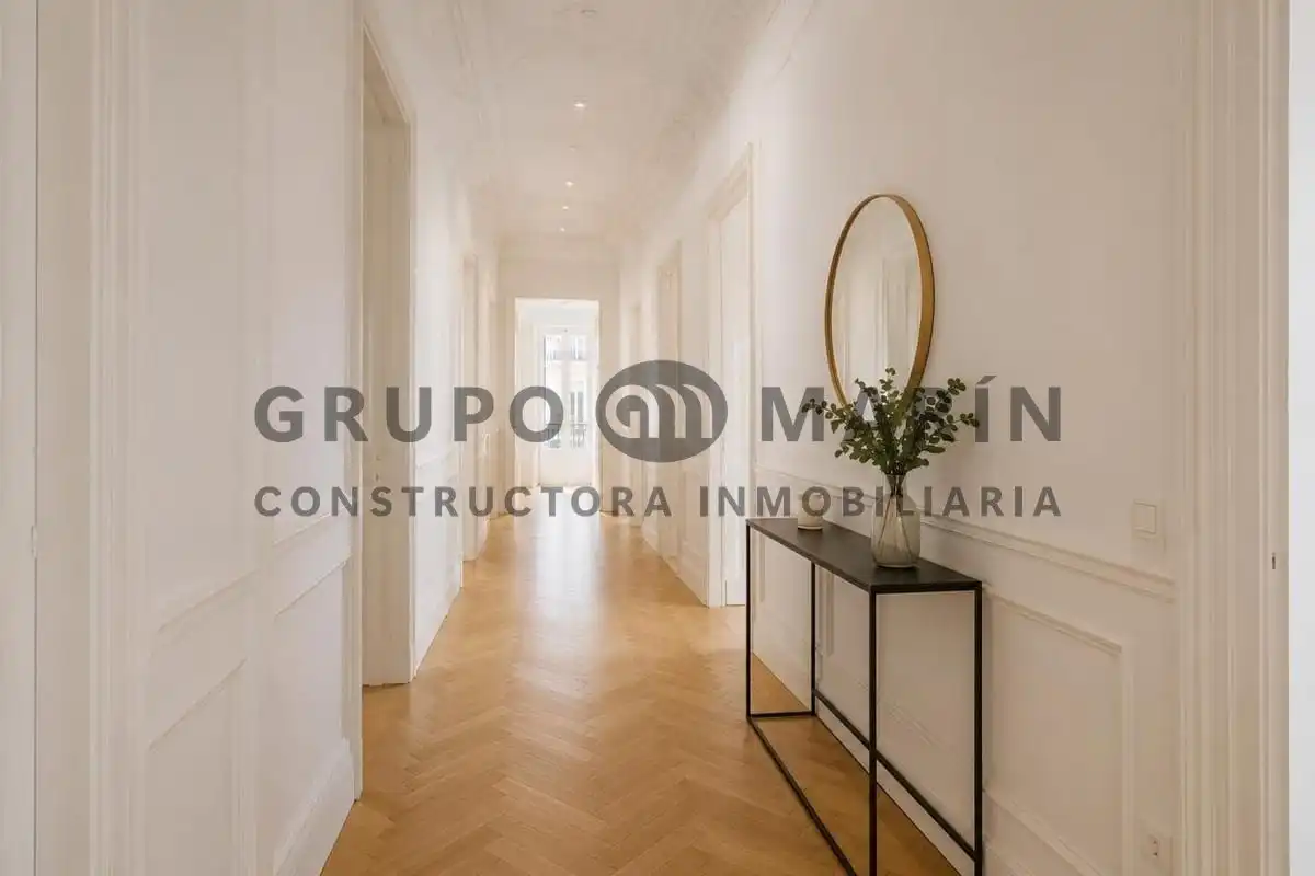 Appartamento con ascensore in vendita a Gran Via de les Corts Catalanes, imagen 3