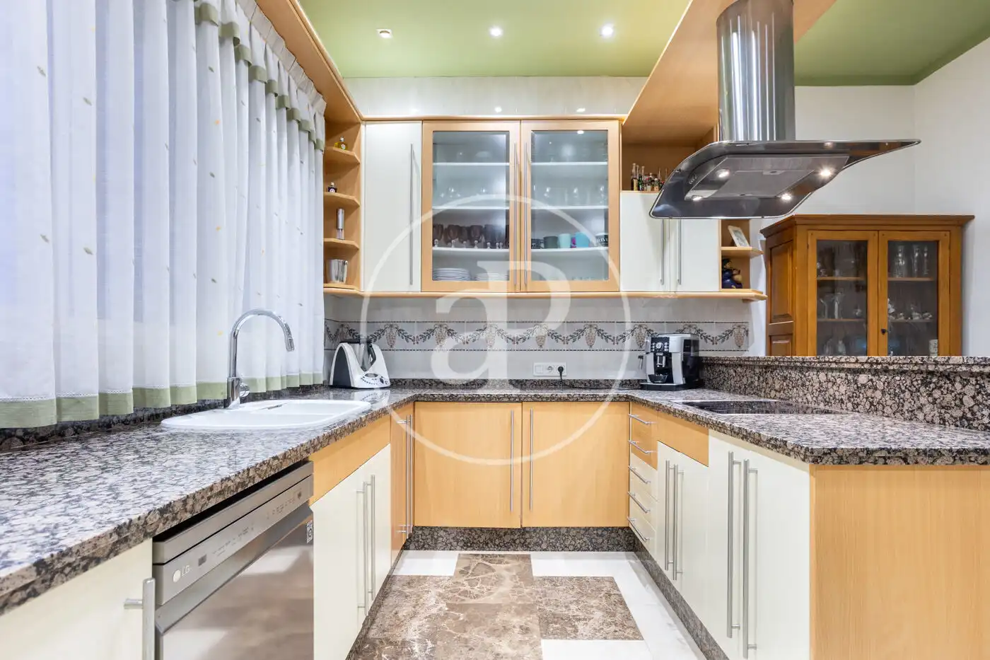 Kitchen of Detached homes for sale in Valencia  with Air Conditioner, Heating and Terrace