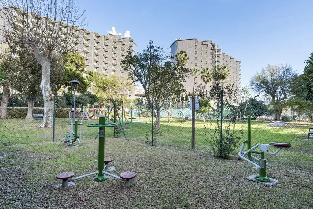 Außenansicht von Maisonette zum Verkauf in Torremolinos mit Klimaanlage, Terrasse und Möbliert