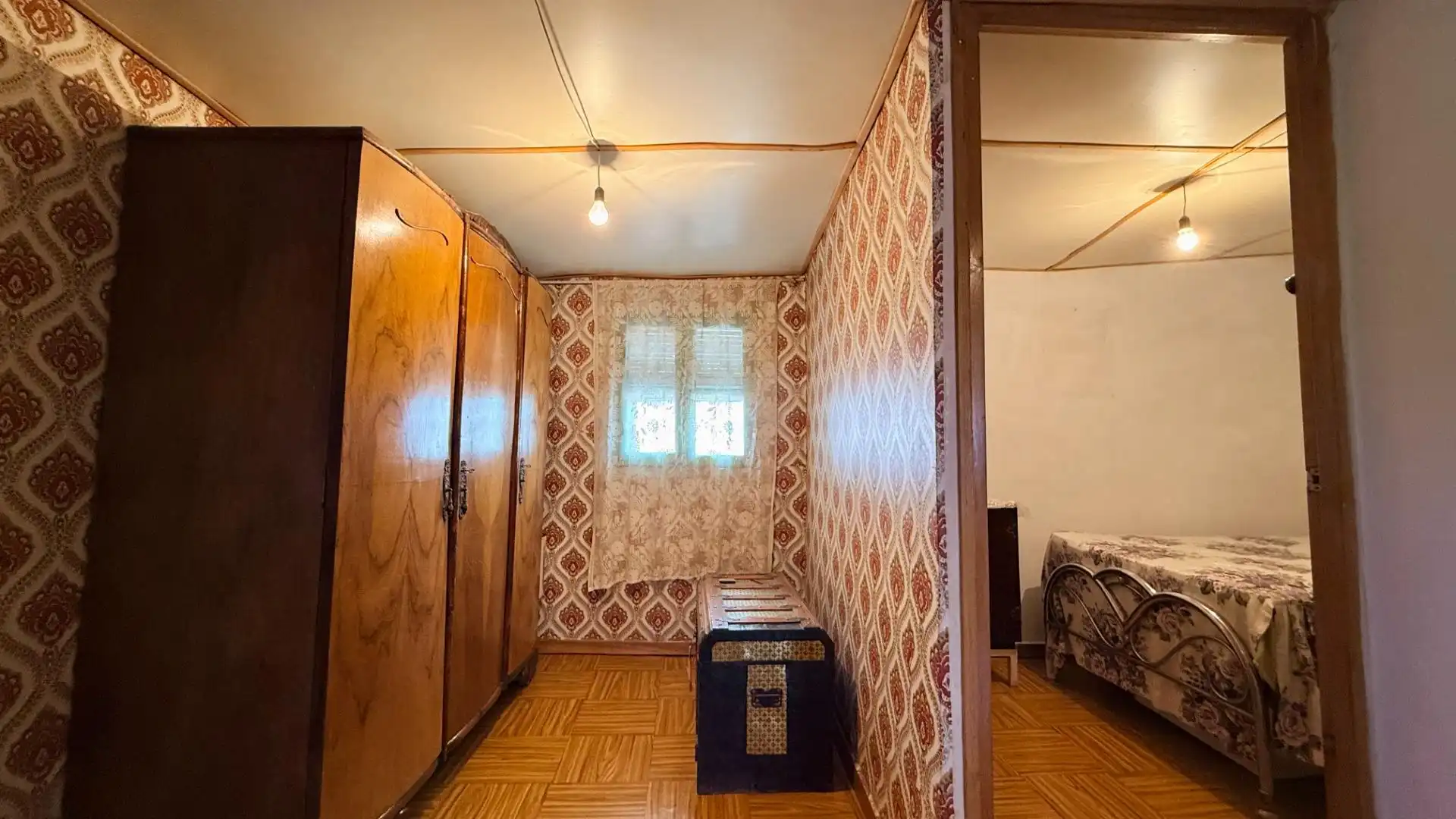 Dormitori de Casa o xalet en venda en Torrecilla del Pinar amb Jardí privat, Traster i Moblat