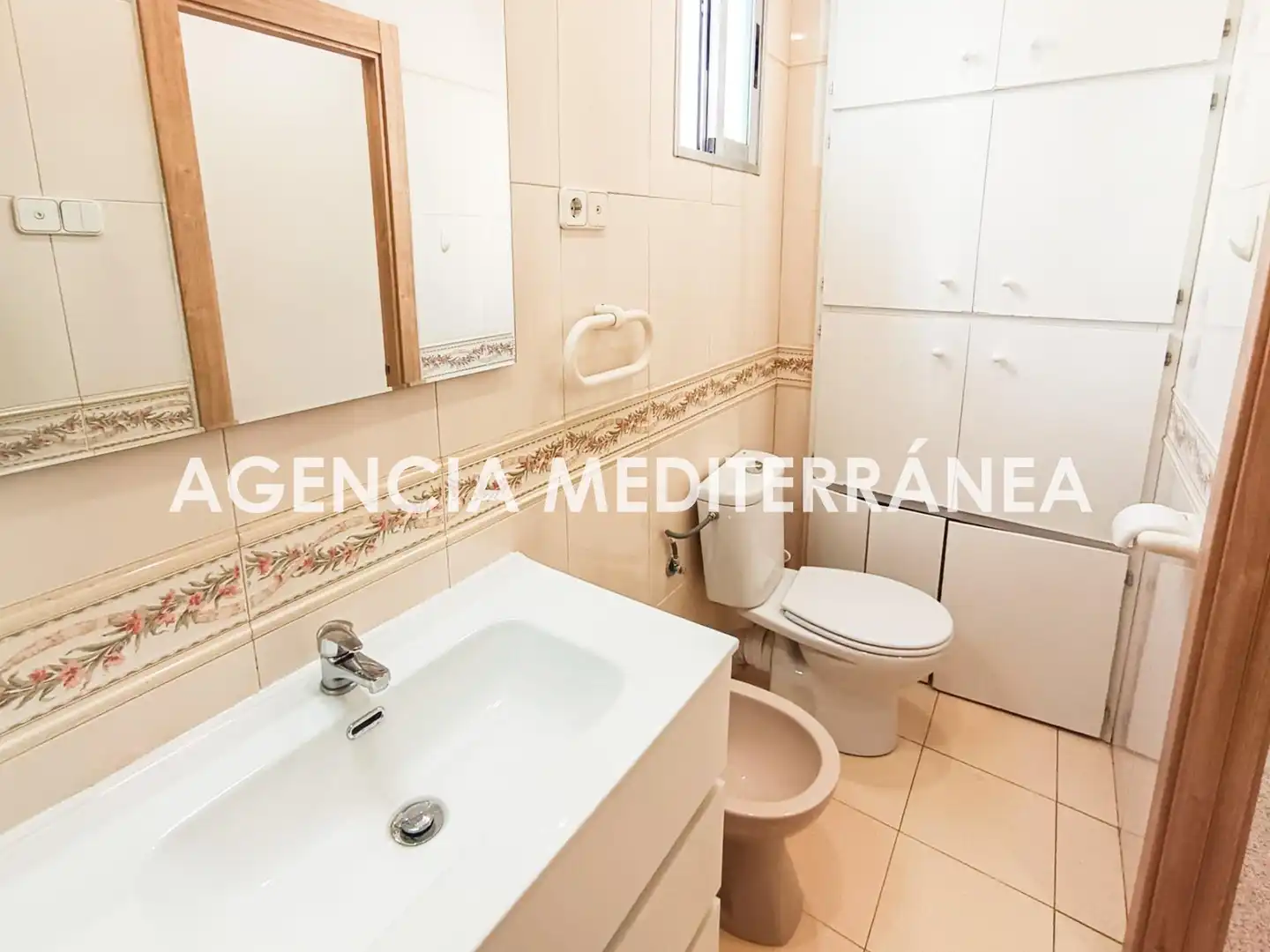 Baño de Piso en venta en Valencia con Aire acondicionado y Calefacción