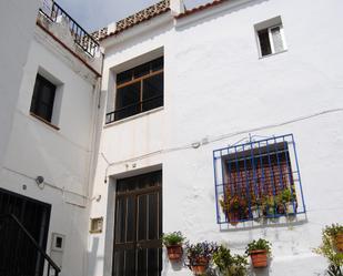 Vista exterior de Casa o xalet en venda en Canillas de Albaida amb Terrassa