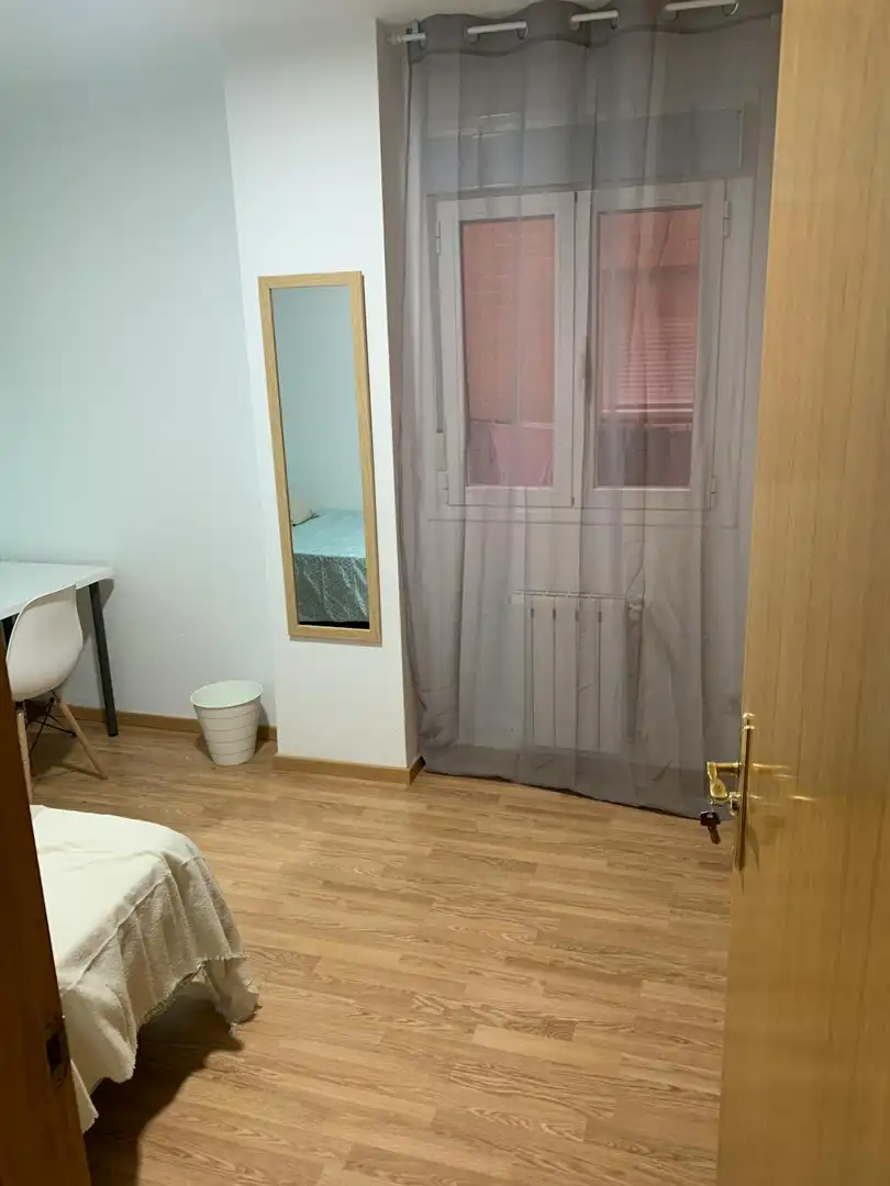 Schlafzimmer von Wohnung zur untervermieten in Getafe mit Heizung, Möbliert und Waschmaschine