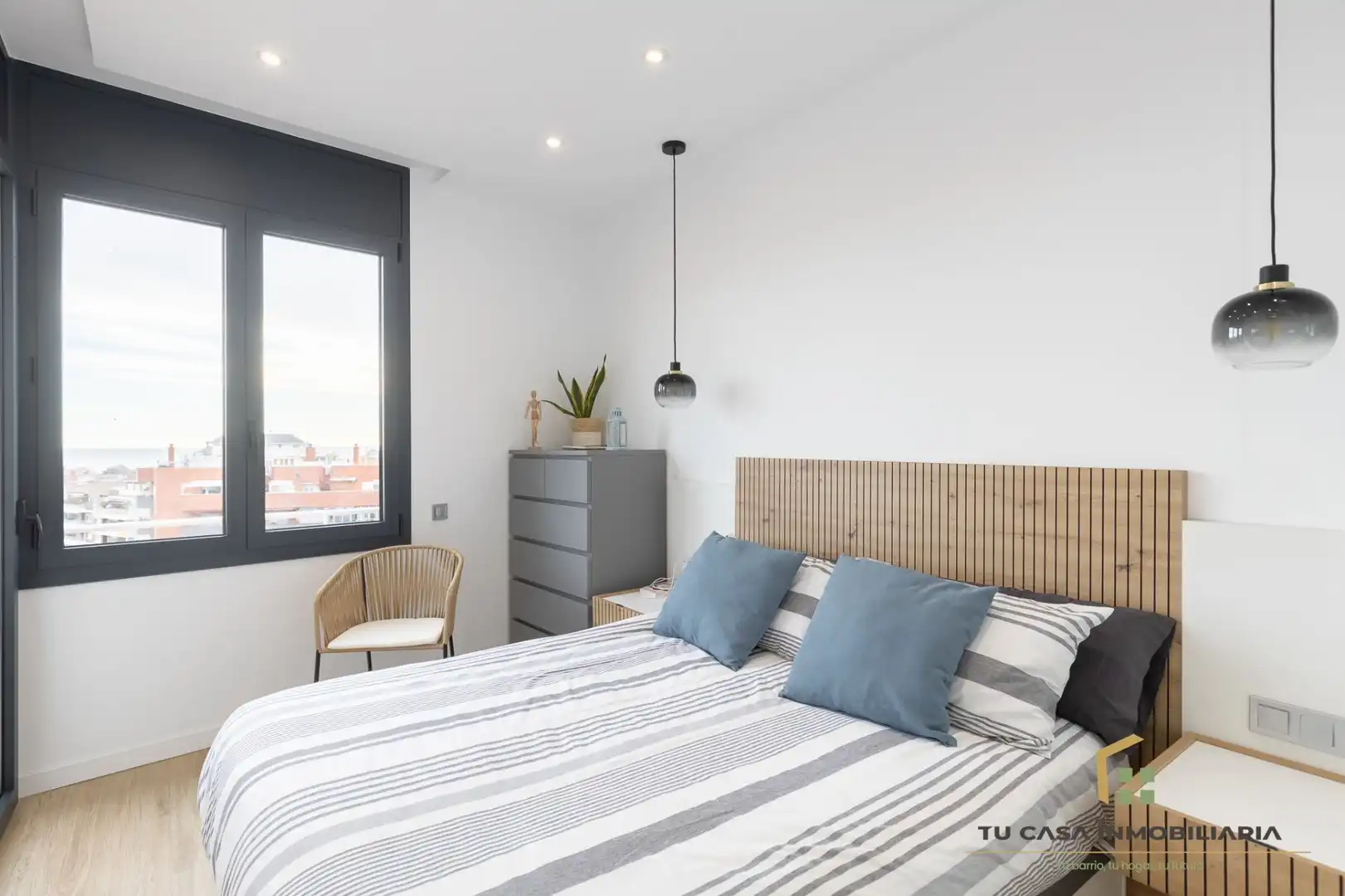 Habitación de Piso en venta en Badalona con Aire acondicionado y Calefacción