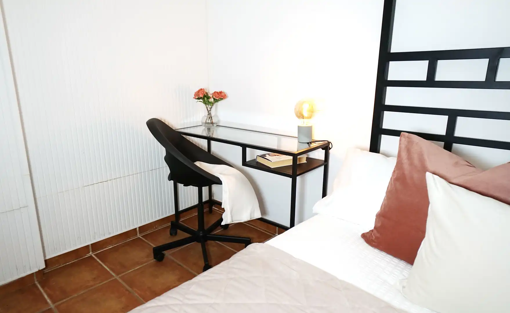 Dormitori de Apartament de lloguer en Benahavís amb Aire condicionat, Moblat i Forn