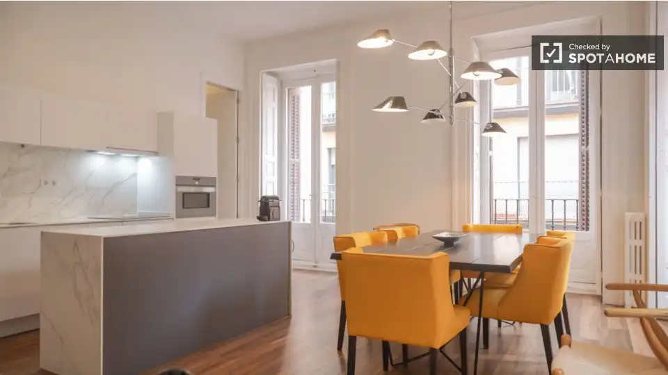 Habitación en Universidad - Malasaña