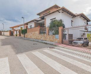 Exterior view of House or chalet for sale in La Zubia  with Heating, Private garden and Terrace