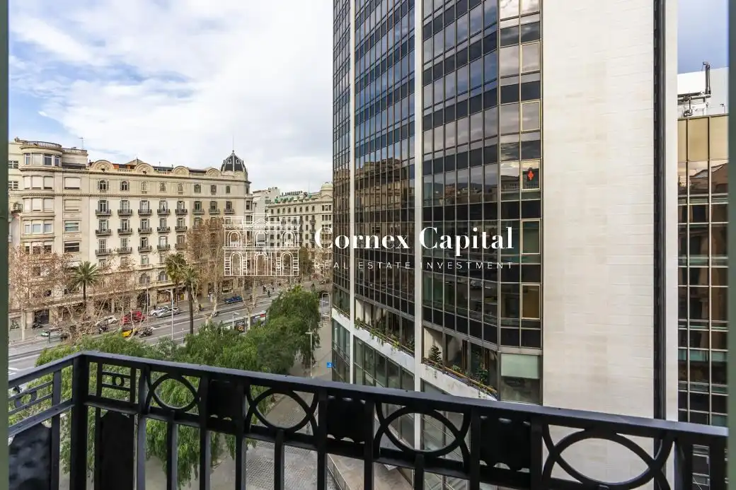 Außenansicht von Maisonette zum Verkauf in Barcelona mit Heizung, Terrasse und Abstellraum